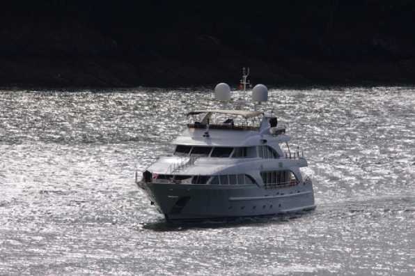 29 June 2020 - 09-11-25

------------------------
Superyacht Bunty returns to Dartmouth